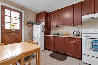 77 Rideau St in Kingston, ON - Building Photo - Building Photo