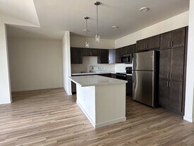 Colorado Commons - 143 N Wildwood St in Sun Prairie, WI - Building Photo