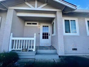 1180 Camellia Ln in Suisun City, CA - Building Photo - Building Photo
