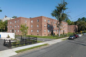 Eternal Apartments in Hartford, CT - Building Photo - Primary Photo