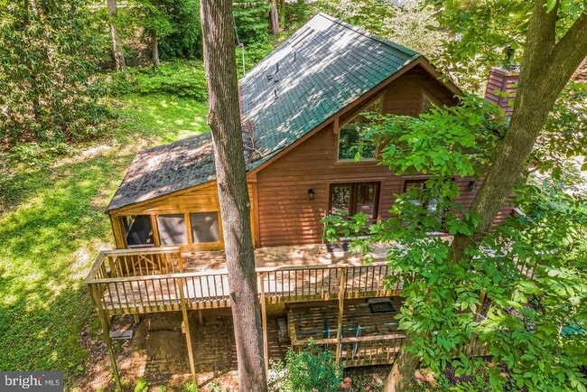 property at 100 Aquia Creek Rd