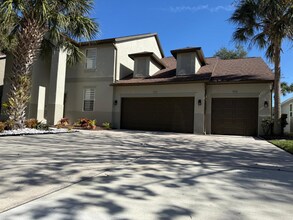 11805 Holly Creek Dr in Riverview, FL - Foto de edificio - Building Photo