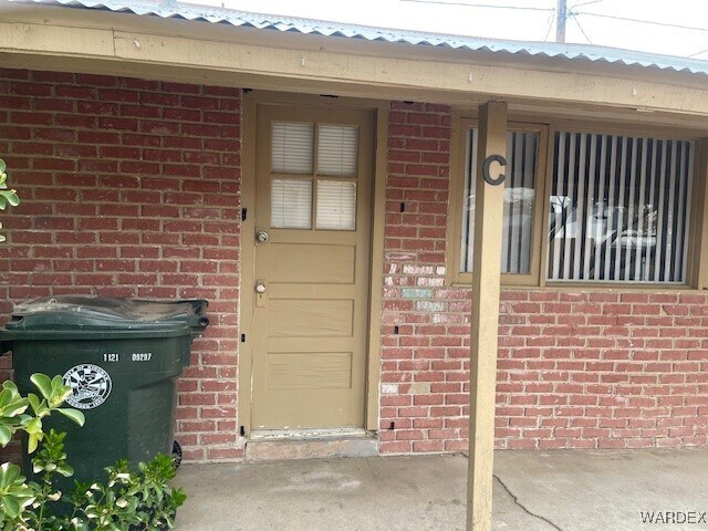 914 Grandview Ave in Kingman, AZ - Building Photo
