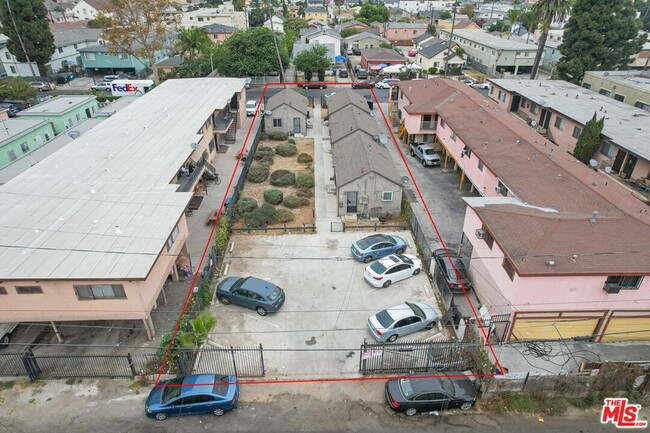 property at 640 W 81st St