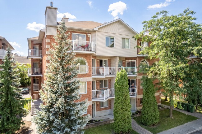 1620 Shevchenko Boul in Montréal, QC - Building Photo - Primary Photo