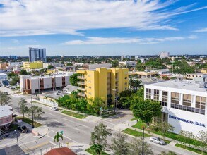 1855 SW 1st St in Miami, FL - Building Photo - Building Photo