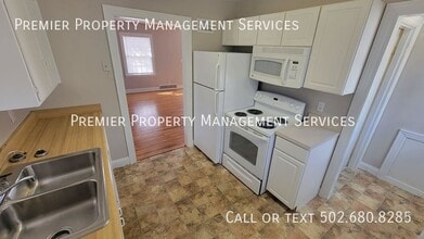 513 Lyndon Ln in Louisville, KY - Building Photo - Building Photo