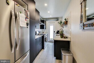 213 Hawaii Ave NE in Washington, DC - Building Photo - Building Photo