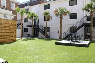 363 King St in Charleston, SC - Foto de edificio - Building Photo