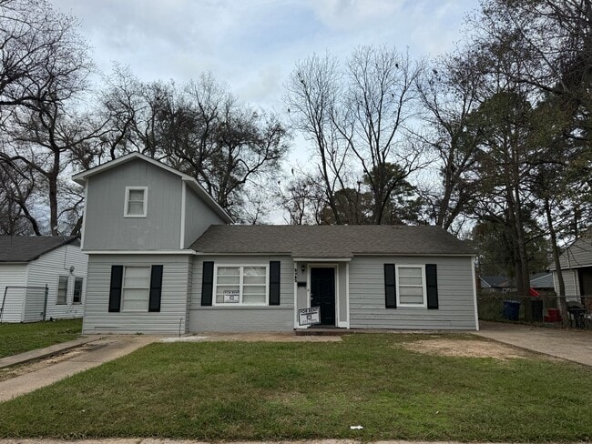 property at 2782 Marquette St