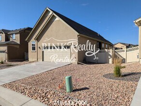 9777 Wolf Lake Drive in Colorado Springs, CO - Building Photo - Building Photo
