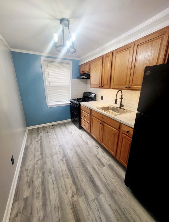 3236 Clark Walk in Camden, NJ - Building Photo