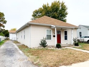 321 Monroe St in East Alton, IL - Building Photo - Building Photo