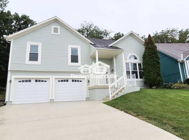 property at 12316 Oak St