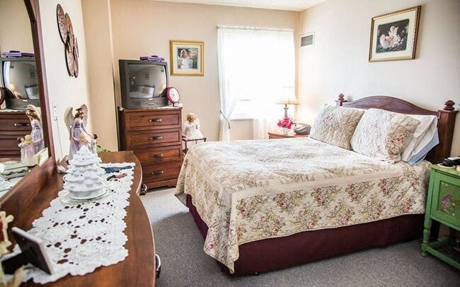 property at 404 St Louis Ave