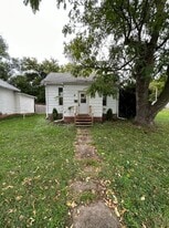 406 N B St in Fairfield, IA - Building Photo