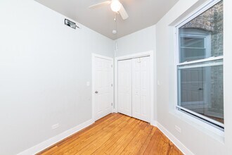 3547 N Sheffield Ave in Chicago, IL - Foto de edificio - Building Photo