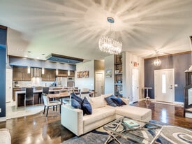 17357 Shadow Hawk Ln in Edmond, OK - Building Photo