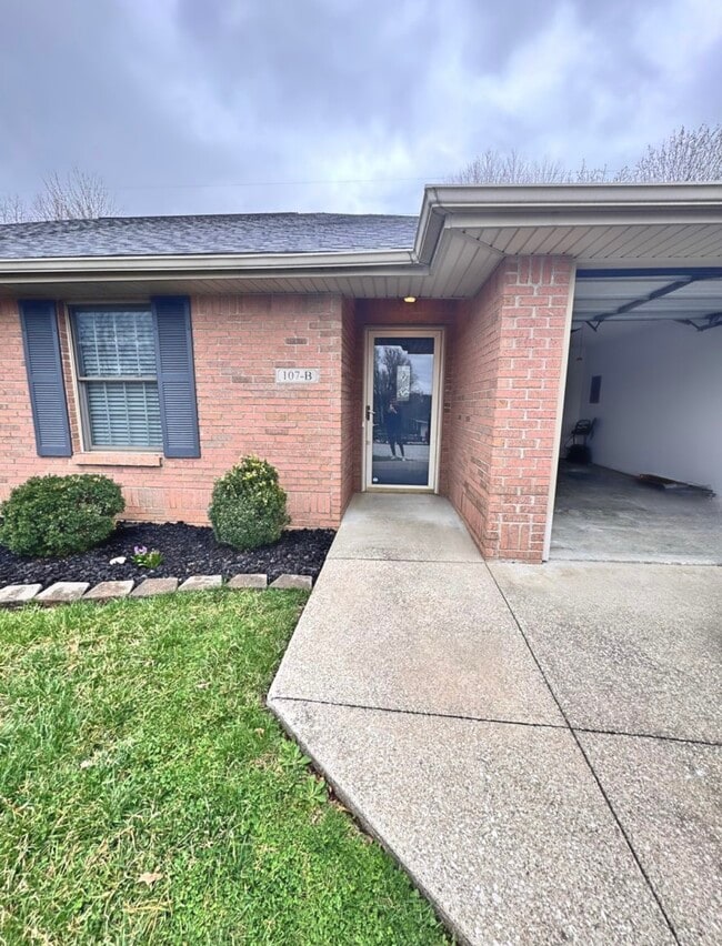 107 Cottage Cir in Elizabethtown, KY - Building Photo - Building Photo