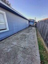 1409 10th St in Port Arthur, TX - Building Photo