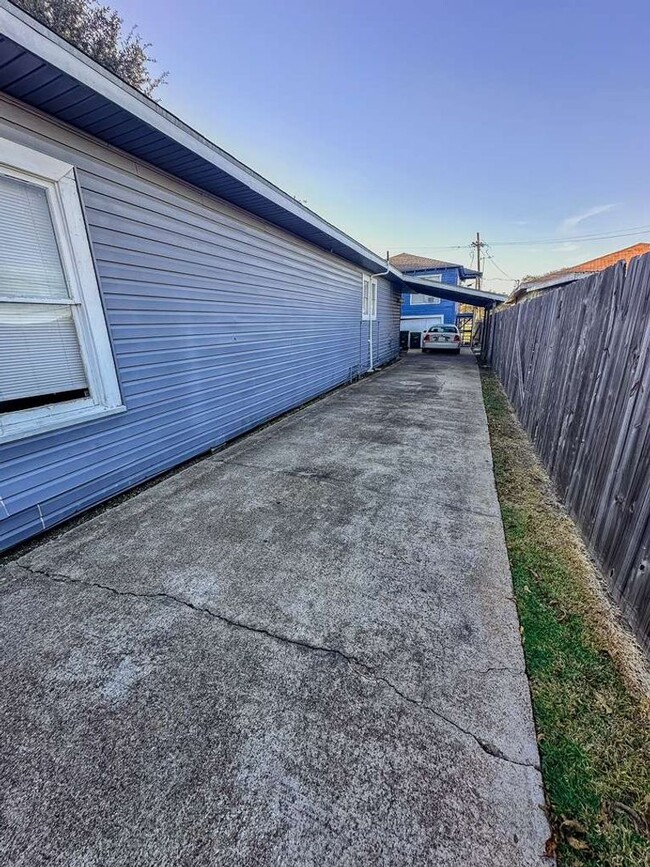 property at 1409 10th St