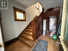 450 Botsford St in Newmarket, ON - Building Photo - Building Photo