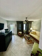 271 Chatham N in West Palm Beach, FL - Building Photo - Building Photo