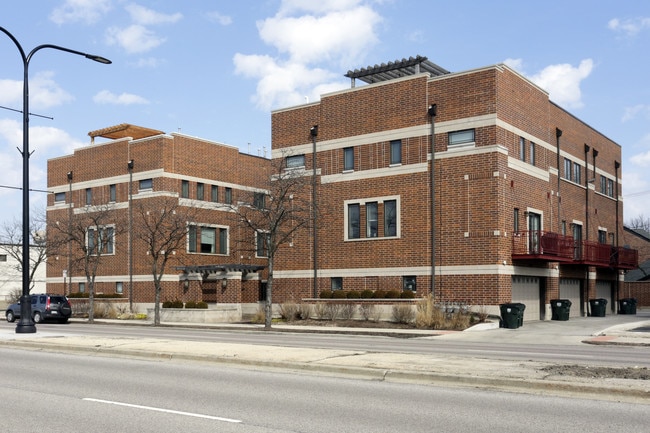 6535 Lincoln Ave in Lincolnwood, IL - Foto de edificio - Primary Photo