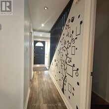 215 Mississauga Vly Blvd in Mississauga, ON - Building Photo - Building Photo