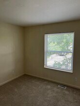 1297 N Main St in Hendersonville, NC - Building Photo - Building Photo