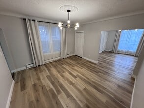 454 Vera Pl in Windsor, ON - Building Photo - Building Photo