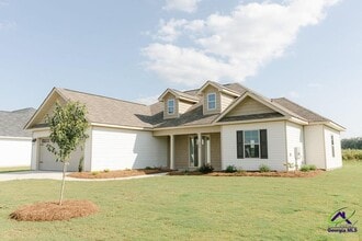 608 Daisy Dr in Perry, GA - Building Photo - Building Photo