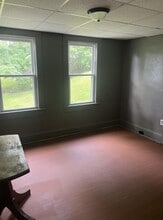 110 1/2 Beaver Ave in Beckley, WV - Building Photo - Building Photo