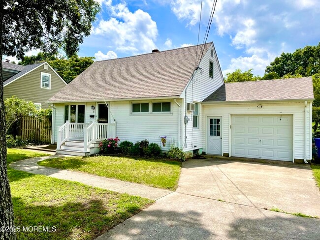 18 Point O Woods Dr in Toms River, NJ - Building Photo - Building Photo