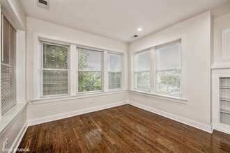 5029 W Washington Blvd in Chicago, IL - Building Photo - Building Photo