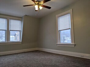 3755 Eastern Ave, Unit 3 in Cincinnati, OH - Building Photo - Building Photo