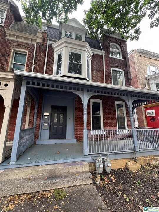 241 North St in Allentown, PA - Building Photo