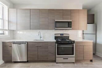 6143 S Dorchester Ave, Unit 3 in Chicago, IL - Building Photo - Building Photo