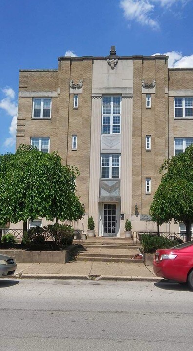 Cavalier in Charleston, WV - Building Photo