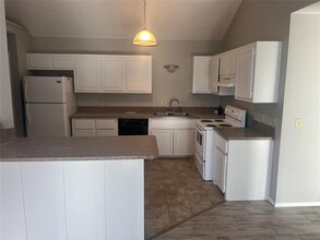 12900 Kim Ct in Oklahoma City, OK - Building Photo - Building Photo