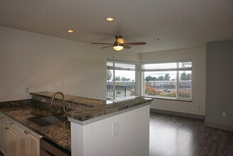 524 6th Ave W in Seattle, WA - Building Photo - Building Photo