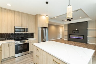 353 Spring Day Ct NE in Eyota, MN - Building Photo - Building Photo