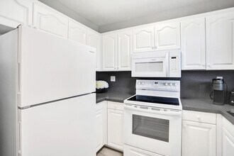 331 SW 8th St in Boca Raton, FL - Building Photo - Building Photo