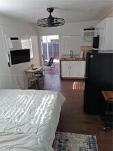 1000 SW 3rd Ave in Hallandale Beach, FL - Building Photo - Building Photo