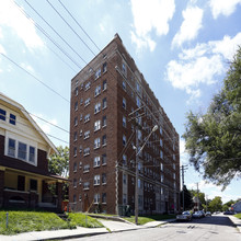 The Meridian Apartments in Indianapolis, IN - Building Photo - Building Photo