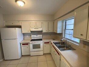 2759 Devie Ct in Orlando, FL - Building Photo - Building Photo