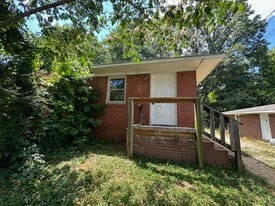 810 Richland St, Unit 810-B in High Point, NC - Building Photo