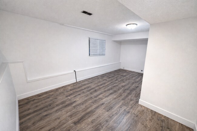 32438 Hillcrest Ave in Abbotsford, BC - Building Photo - Building Photo