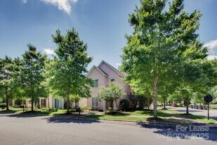 7404 Darblay St in Huntersville, NC - Building Photo