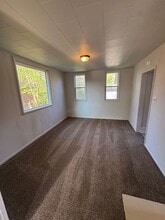 2712 Fox Ave in Fort Wayne, IN - Building Photo - Building Photo